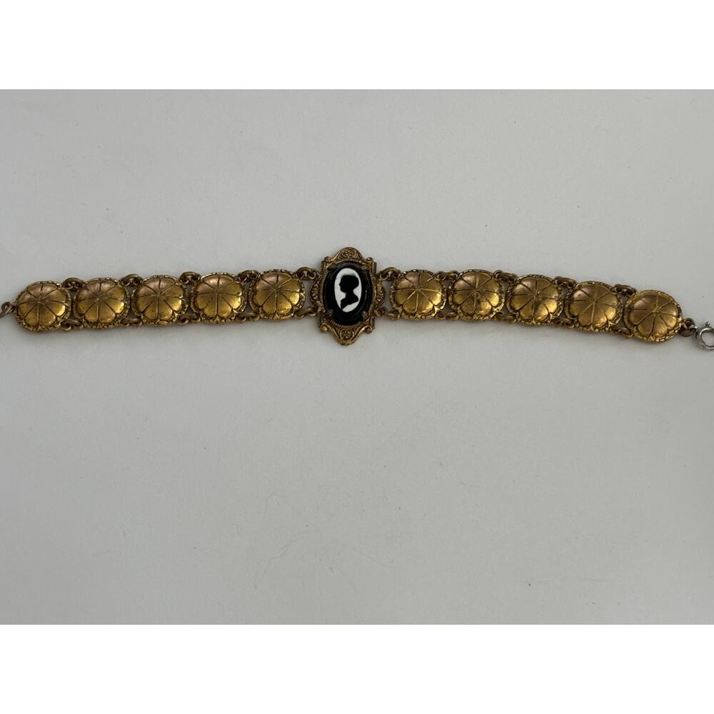 Vintage Gold Tone Bracelet Plastic Cameo
